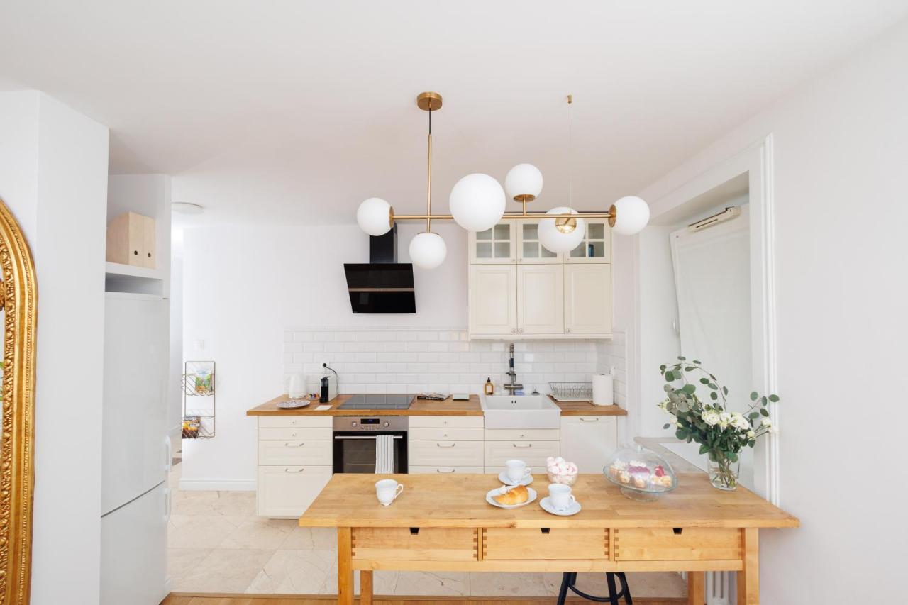 Maison Bruehl - Apartamenty Przy Ogrodzie Saskim Warszawa Exteriör bild